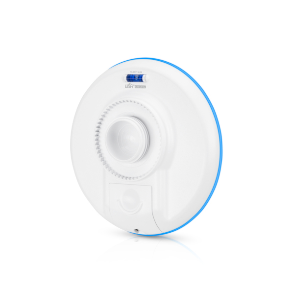 Ubiquiti UniFi Building-to-Building Bridge