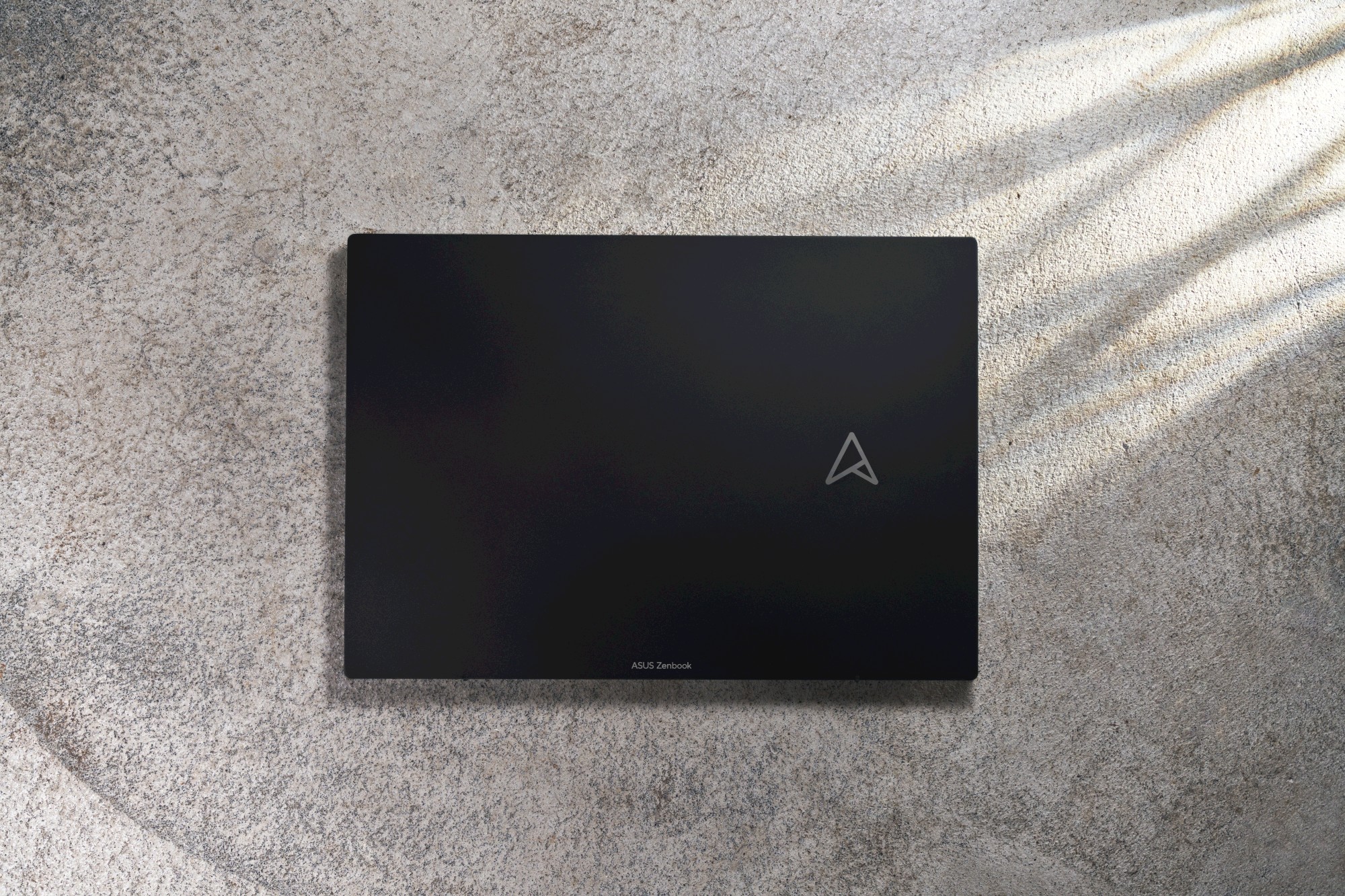 ASUS Zenbook 14 UM3402YA-KP822W