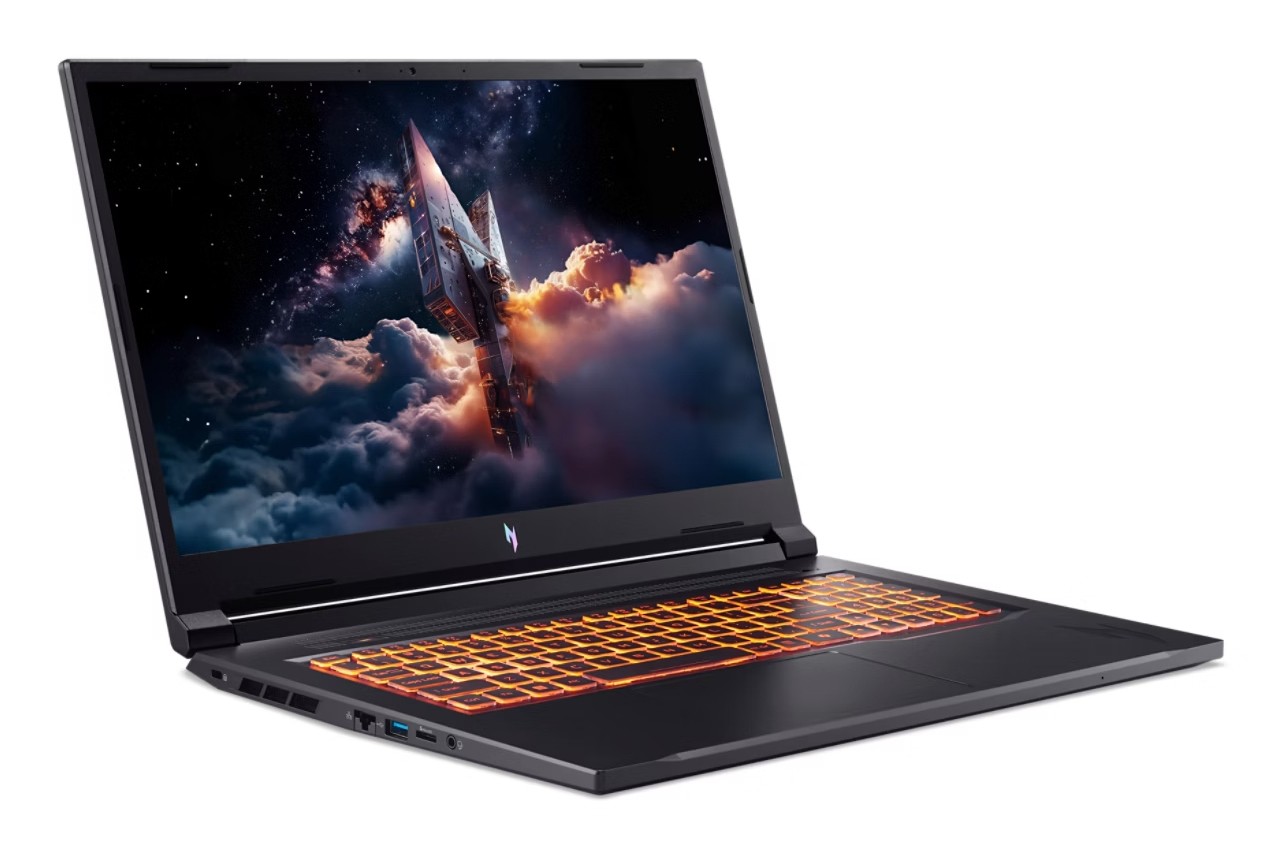 Acer Nitro V 17 AI ANV17-41-R4TH