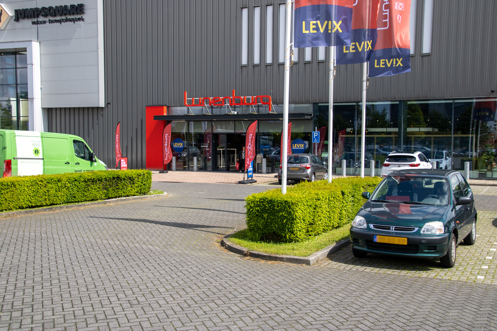 Veghel experience center buiten