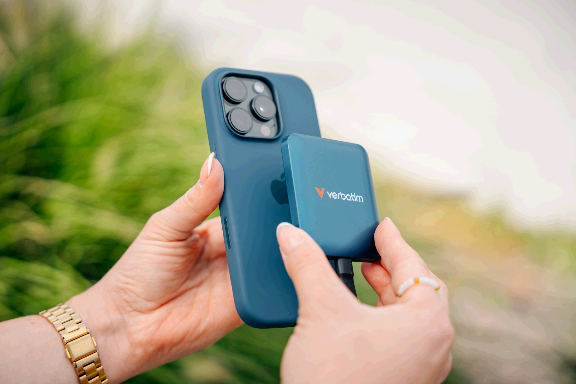 Verbatim eSSD SnapBack, 1TB, MagSafe, Blue Metallic