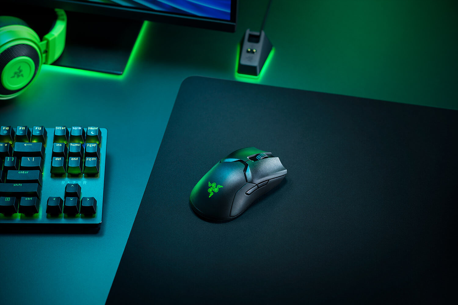 Razer Viper Ultimate & Mouse Dock Zwart